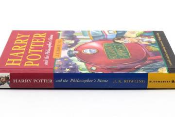 Harry Potter y la subasta millonaria de uno de sus primeros libros Harry Potter y la subasta millonaria de uno de sus primeros libros