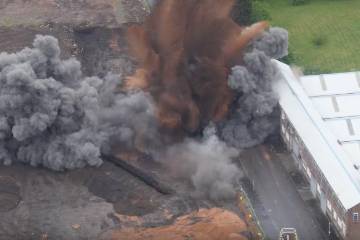 Detonan bomba de la Segunda Guerra Mundial Detonan bomba de la Segunda Guerra Mundial
