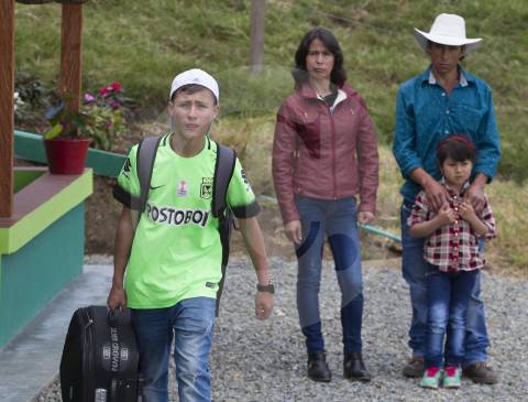 La nueva casa de Johan Alexis y su familia está ubicada en la vereda Pantalio, a pocos metros del cerro donde cayó el avión y que ahora lleva el nombre Chapecó. FOTO MANUEL SALDARRIAGA La nueva casa de Johan Alexis y su familia está ubicada en la vereda Pantalio, a pocos metros del cerro donde cayó el avión y que ahora lleva el nombre Chapecó. FOTO MANUEL SALDARRIAGA
