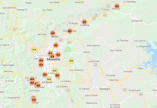 16 de las 20 estaciones poblacionales de monitoreo a la calidad del aire, más otras dos de tráfico, estaban en color naranja al mediodía de este jueves, lo que significa un ambiente dañino para grupos sensibles. 16 de las 20 estaciones poblacionales de monitoreo a la calidad del aire, más otras dos de tráfico, estaban en color naranja al mediodía de este jueves, lo que significa un ambiente dañino para grupos sensibles.