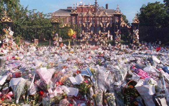 Así fue el homenaje en septiembre de 1997. FOTO AFP Así fue el homenaje en septiembre de 1997. FOTO AFP
