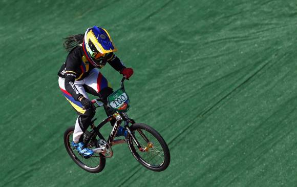 Ministro de Hacienda le respondió a los medallistas olímpicos Ministro de Hacienda le respondió a los medallistas olímpicos