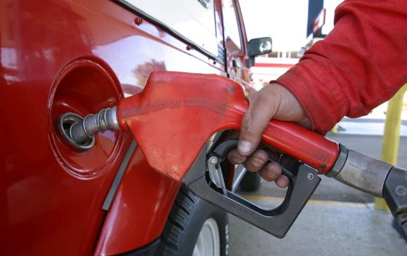 El galón de gasolina ha subido 613 pesos este año — COLOMBIA El galón de gasolina ha subido 613 pesos este año — COLOMBIA