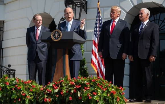 El principal asesor económico de la Casa Blanca Larry Kudlow consideró “débil” la respuesta de Beijing