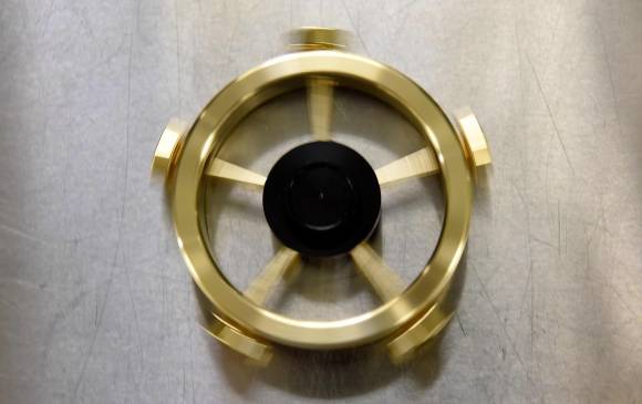 Un spinner de lujo, dicen los japoneses. FOTO AFP Un spinner de lujo, dicen los japoneses. FOTO AFP
