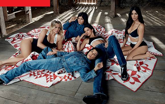 Las rarezas de la foto de las Kardashian posando para Calvin Klein