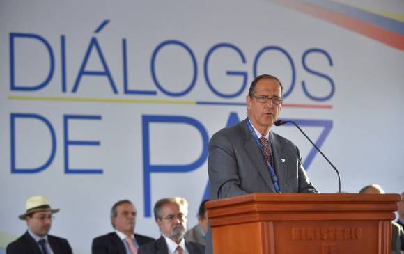 Juan Camilo Restrepo, entonces negociador del Gobierno en proceso de paz. Foto: Colprensa Juan Camilo Restrepo, entonces negociador del Gobierno en proceso de paz. Foto: Colprensa
