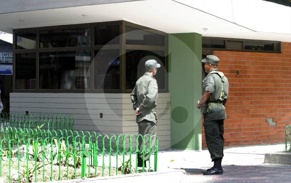 Condenan a policía por matar a un jíbaro cuando lo obligó a tragar su mercancía