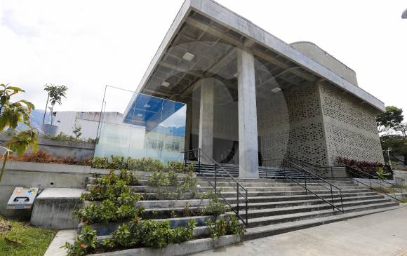 Este es el Centro de Atención Integral para la Mujer y la Familia, una edificación que ya está terminada pero no ha abierto sus puertas. FOTO MANUEL SALDARRIAGA Este es el Centro de Atención Integral para la Mujer y la Familia, una edificación que ya está terminada pero no ha abierto sus puertas. FOTO MANUEL SALDARRIAGA