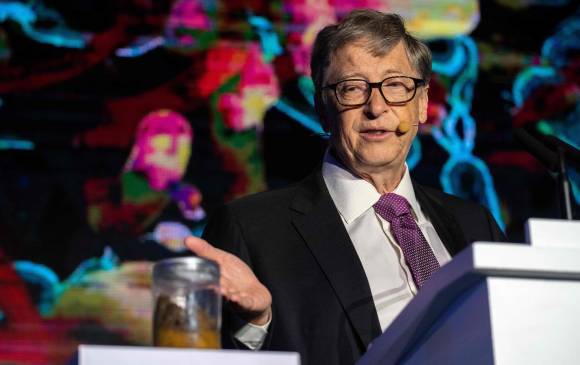 Bill Gates presenta un inodoro futurista que funciona sin agua