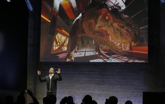 Oculus VR lanzará al mercado sus gafas de realidad virtual Oculus Rift el primer trimestre del año que viene que funcionará inicialmente con un mando de Xbox One y contará con una oferta mínima de ocho juegos. FOTO AP Oculus VR lanzará al mercado sus gafas de realidad virtual Oculus Rift el primer trimestre del año que viene que funcionará inicialmente con un mando de Xbox One y contará con una oferta mínima de ocho juegos. FOTO AP