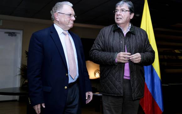 El canciller Carlos Holmes, recibió al funcionario de Acnur Eduardo Stein