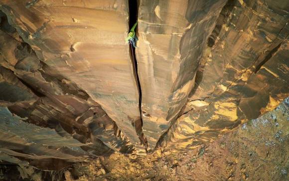 Max Seigal ganó el primer lugar en la categoría deportes con esta imagen tomada en Moab, Utah, Estados Unidos. FOTO Cortesía Max Seigal y Dronestagram. Max Seigal ganó el primer lugar en la categoría deportes con esta imagen tomada en Moab, Utah, Estados Unidos. FOTO Cortesía Max Seigal y Dronestagram.