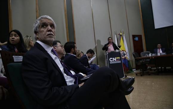 Registraduría aprobó 437 mil firmas para la revocatoria de Enrique Peñalosa