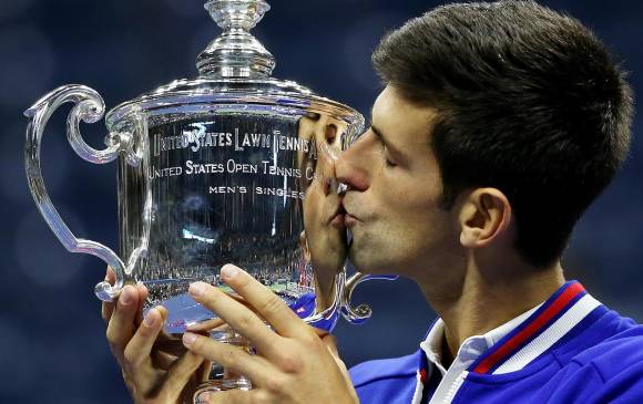 Novak Djokovic ganó este domingo el Abierto de Estados Unidos tras disputar la final del torneo ante Roger Federer, y después de esperar más de tres horas a causa de la lluvia. FOTO REUTERS