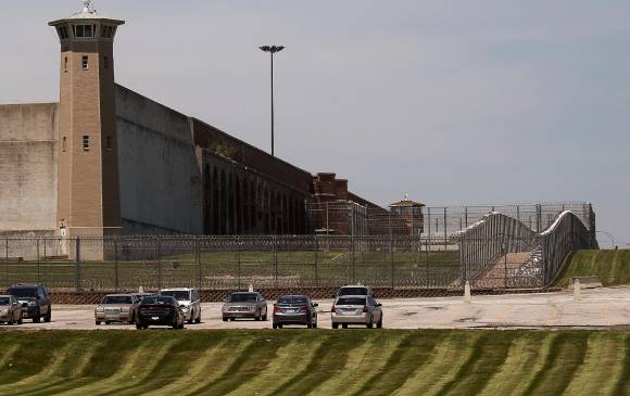Prisión de Fort Leavenworth, Kansas, donde se mantuvo a Chelsea Manning. FOTO REUTERS Prisión de Fort Leavenworth, Kansas, donde se mantuvo a Chelsea Manning. FOTO REUTERS
