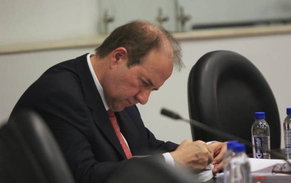 Exmagistrado Francisco Ricaurte será investigado por la Fiscalía, confirma el Congreso Exmagistrado Francisco Ricaurte será investigado por la Fiscalía, confirma el Congreso