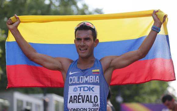 Pizarro alentó a Kimbrely García cuando competía en el Mundial de Atletismo