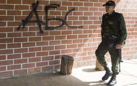 Grafiti alusivo a las Autodefensas Gaitanistas de Colombia (AGC) en Altavista. FOTO Jaime Pérez Grafiti alusivo a las Autodefensas Gaitanistas de Colombia (AGC) en Altavista. FOTO Jaime Pérez