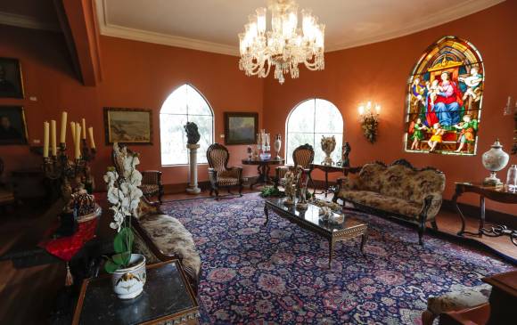 Salón de músicaAdentro del castillo.