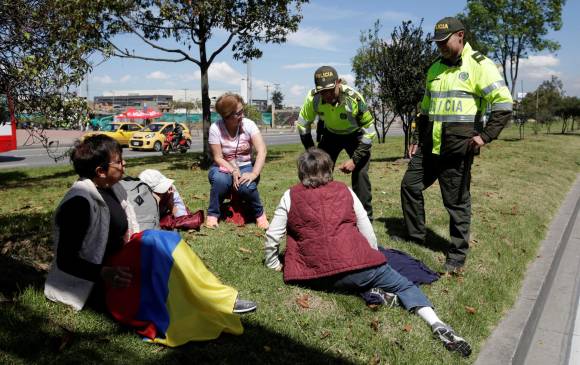 Francisco llega a Colombia y pide no perder esperanza Francisco llega a Colombia y pide no perder esperanza