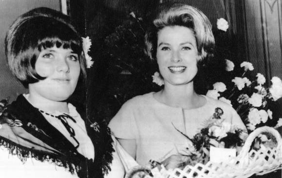 Grace Kelly, la princesa de Mónaco fue una de las preferidas del modisto francés. Grace Kelly, la princesa de Mónaco fue una de las preferidas del modisto francés.