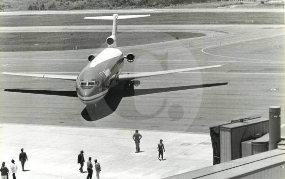 Un vuelo de Avianca había realizado un vuelo de prueba en la víspera con periodistas y personajes de la vida pública. FOTO ARCHIVO EL COLOMBIANO Un vuelo de Avianca había realizado un vuelo de prueba en la víspera con periodistas y personajes de la vida pública. FOTO ARCHIVO EL COLOMBIANO