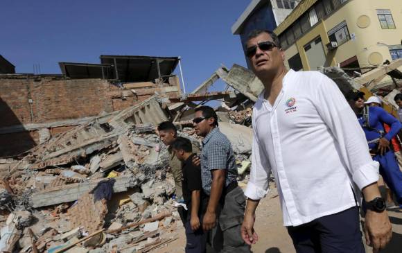 El Presidente Correa visitó la zona. FOTO Reuters