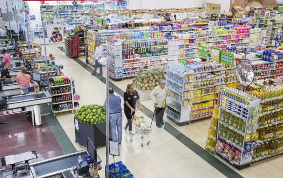 De la mano con Merkepaisa, los supermercados de la Cooperativa de Consumo vuelven a operar normalmente. FOTO Edwin Bustamante De la mano con Merkepaisa, los supermercados de la Cooperativa de Consumo vuelven a operar normalmente. FOTO Edwin Bustamante