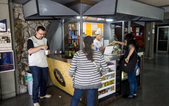 Domos móviles innovan las ventas en la U. de A.