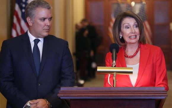 Iván Duque, presidente de Colombia, y Nancy Pelosi, presidenta de la Cámara de Representantes de Estados Unidos. FOTO: AFP Iván Duque, presidente de Colombia, y Nancy Pelosi, presidenta de la Cámara de Representantes de Estados Unidos. FOTO: AFP
