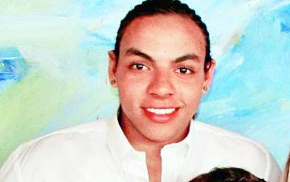 Tito Arzuaga<br />Hermano de María Isabel Arzuaga Tito Arzuaga<br />Hermano de María Isabel Arzuaga