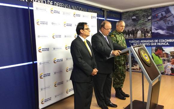 Colombia clausura dos unidades de inteligencia militar por sospecha de corrupción