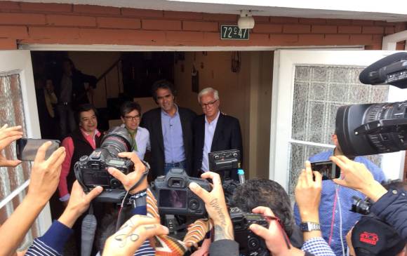 Candidato Fajardo confirmó como compañera de fórmula presidencial a Claudia López