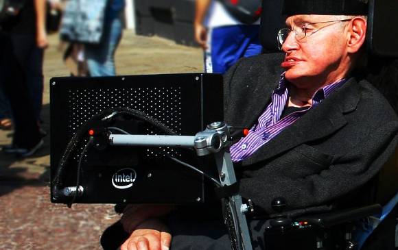 Hawking: Humanidad tiene que dejar la Tierra en 100 años Hawking: Humanidad tiene que dejar la Tierra en 100 años