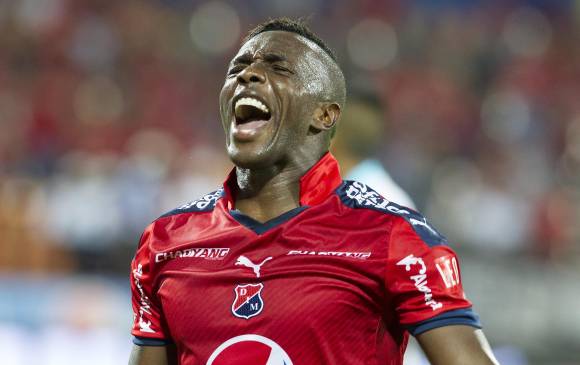Junior asaltó el Atanasio y venció 1-2 al Medellín