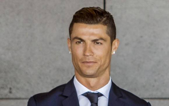 Cristiano Ronaldo y su pucherito real Cristiano Ronaldo y su pucherito real