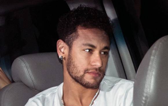 Neymar ya fue operado en hospital de Belo Horizonte Neymar ya fue operado en hospital de Belo Horizonte