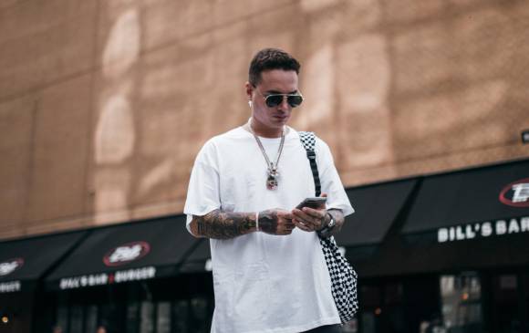 El amargo momento que vivió J Balvin en el aeropuerto de Bolivia