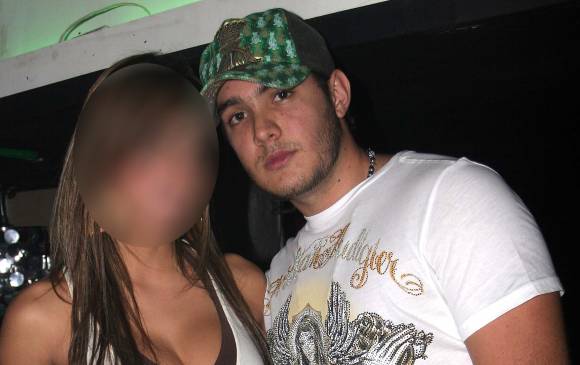 Esposo de presentadora cae en redada contra
