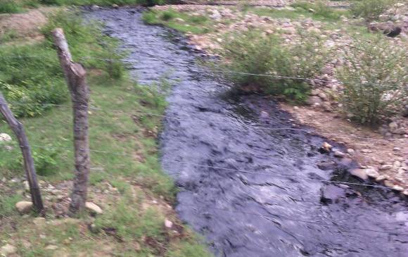 Nuevo ataque obliga a suspender bombeo en Caño Limón-Coveñas