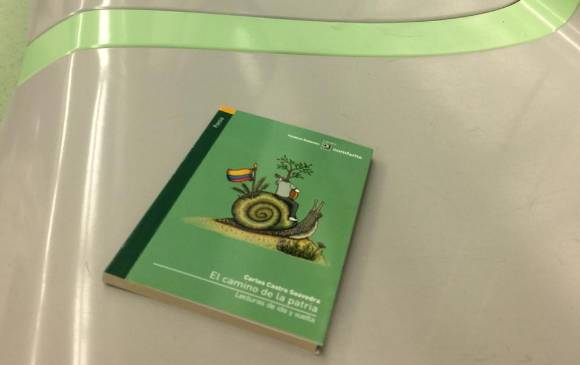 Algunos de los libros fueron ubicados en los asientos de los trenes.<b> FOTO: </b>Cortesía Metro de Medellín. Algunos de los libros fueron ubicados en los asientos de los trenes.<b> FOTO: </b>Cortesía Metro de Medellín.