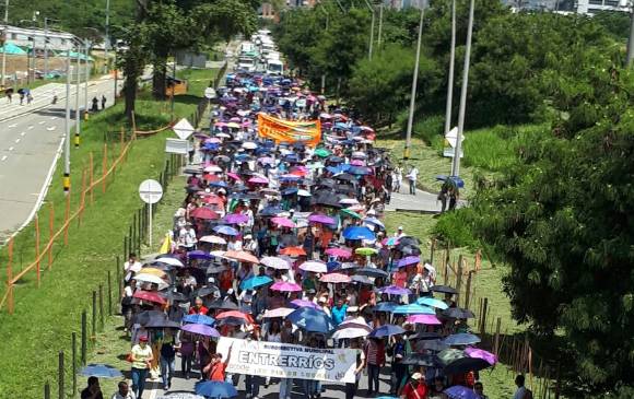 Así lució la manifestación de esta mañana en el norte del Aburrá. FOTO CORTESÍA Así lució la manifestación de esta mañana en el norte del Aburrá. FOTO CORTESÍA