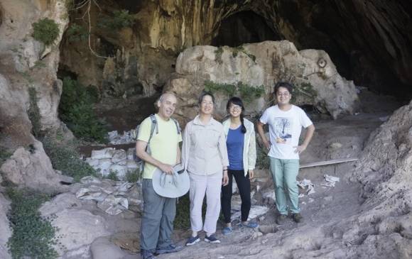 Grupo que encontró la primera cervecería en esta caverna en Israel. Foto Li Liu Grupo que encontró la primera cervecería en esta caverna en Israel. Foto Li Liu