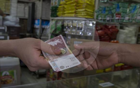 Medición de firma Raddar arroja leve alza real en compras, aunque acumulado año es negativo. FOTO DONALDO ZULUAGA Medición de firma Raddar arroja leve alza real en compras, aunque acumulado año es negativo. FOTO DONALDO ZULUAGA