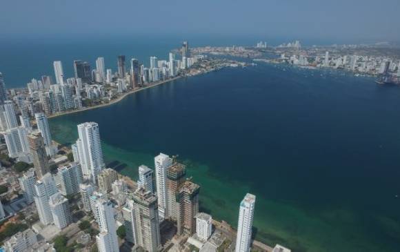 Cartagena de Indias ordenó evacuar 16 edificios tras riesgo por derrumbe Cartagena de Indias ordenó evacuar 16 edificios tras riesgo por derrumbe