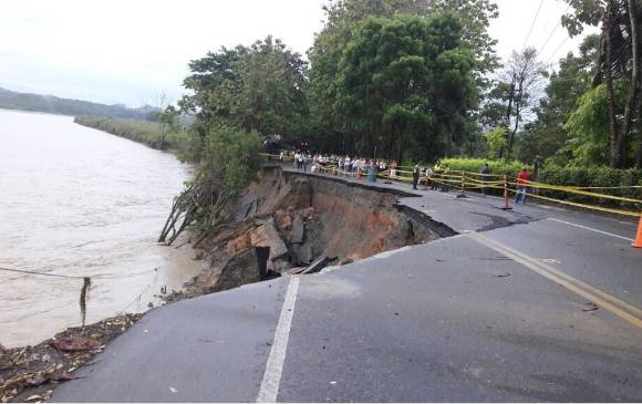 El 1 de mayo fue inhabilitada vía que comunica a Antioquia con la Costa Atlántica (Córdoba, Sucre, Bolívar y cia). FOTO: CORTESÍA GUARDIANES ANTIOQUIA. El 1 de mayo fue inhabilitada vía que comunica a Antioquia con la Costa Atlántica (Córdoba, Sucre, Bolívar y cia). FOTO: CORTESÍA GUARDIANES ANTIOQUIA.