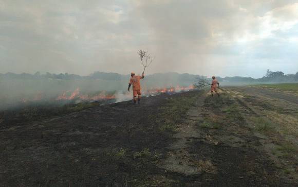 Alerta en Colombia por incendio cerca al