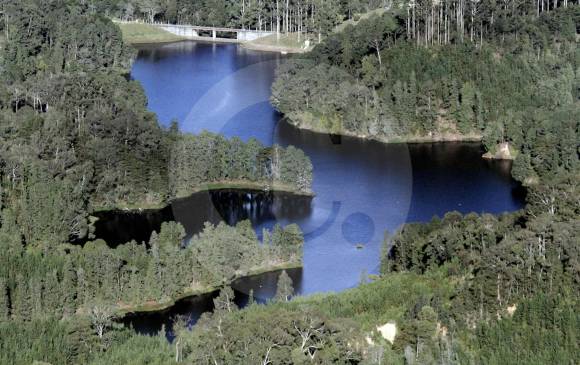 El embalse de Riogrande, ubicado entre San Pedro de los Milagros y Entrerríos, es una de las fuentes de generación de energía que cobijaría la provincia minero-energética. FOTO Donaldo Zuluaga El embalse de Riogrande, ubicado entre San Pedro de los Milagros y Entrerríos, es una de las fuentes de generación de energía que cobijaría la provincia minero-energética. FOTO Donaldo Zuluaga