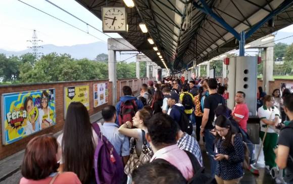 Así se vía la estación Itagüí del metro en la mañana de este jueves. FOTO CRISTIAN ADARVE Así se vía la estación Itagüí del metro en la mañana de este jueves. FOTO CRISTIAN ADARVE